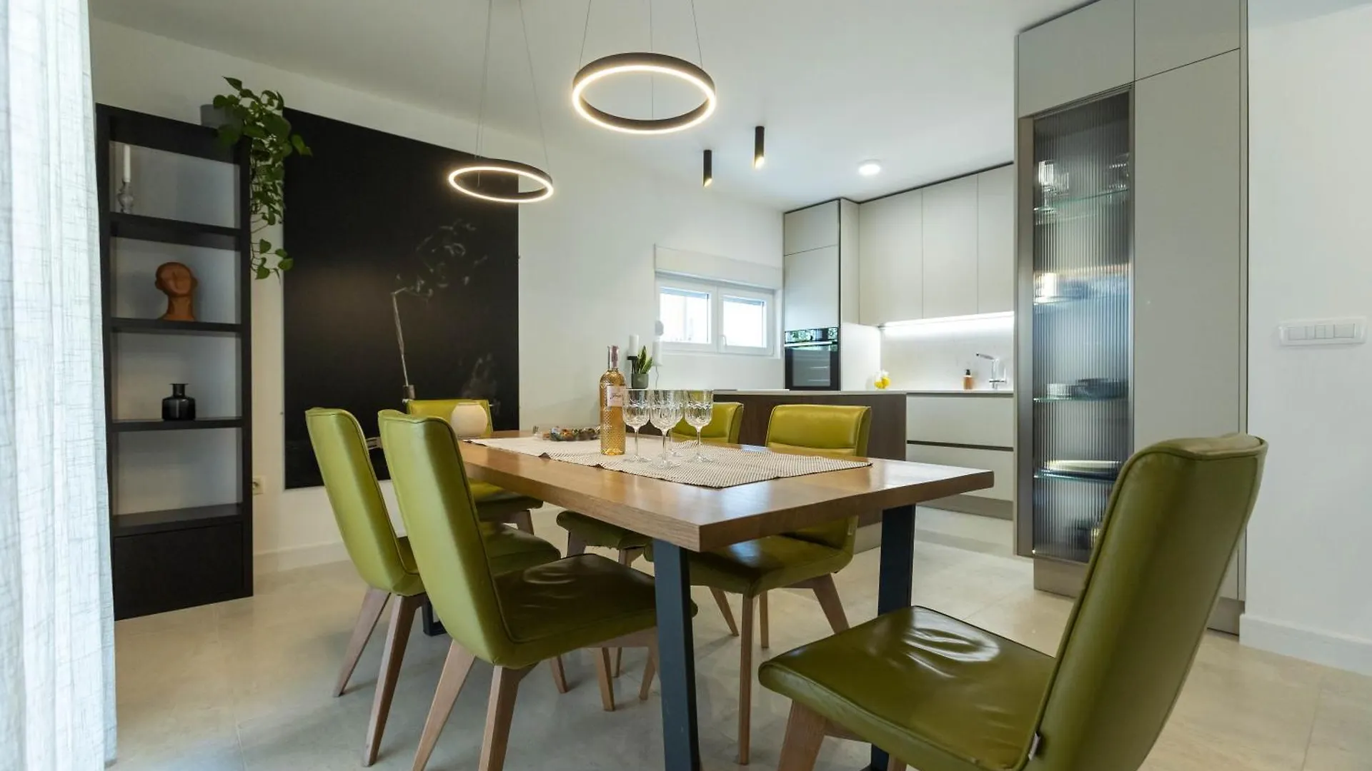 Home Sweet Apartments